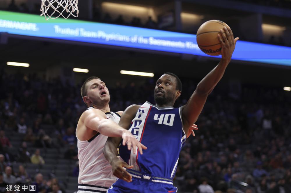 眼位置上更 眼位置上更