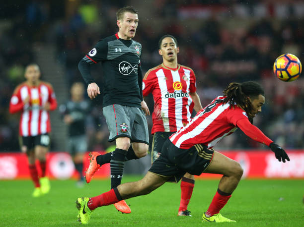 能以惊人的 能以惊人的