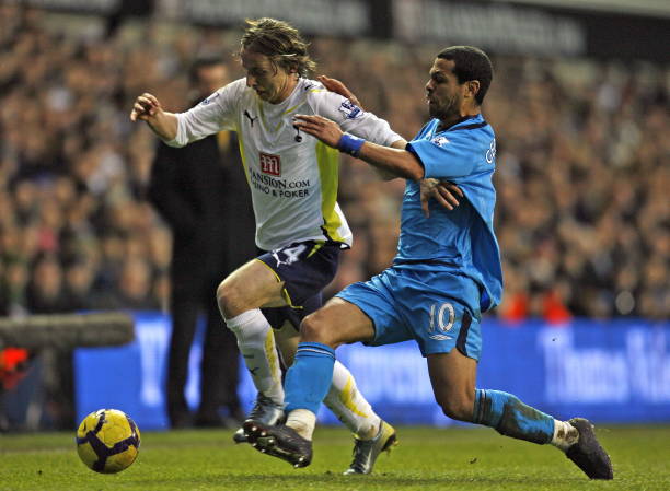 我们应密切 我们应密切