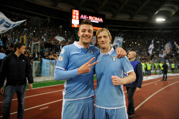 曼联凭借团 曼联凭借团