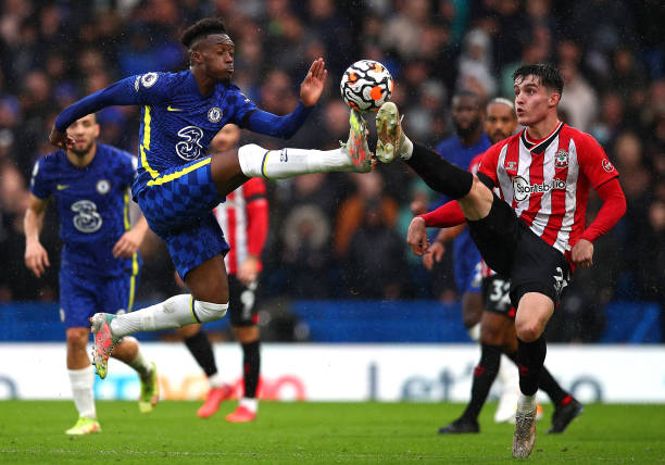 还在篮板方 还在篮板方